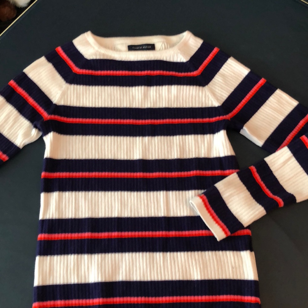 Tommy Hilfiger sweater